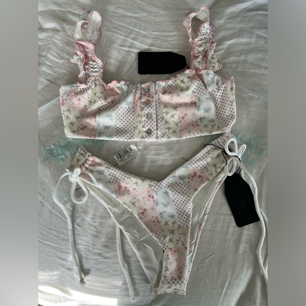 Frankie’s Bikinis x Sydney Sweeney - Chiara Terry Top & Ruby Terry Bottom - L